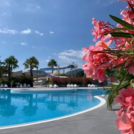 Campsite Del Mar 137, Mobile O'hara Otiny930, 3 Chambres, 2 Salles De Bain, 6 Personnes, Bord De *
